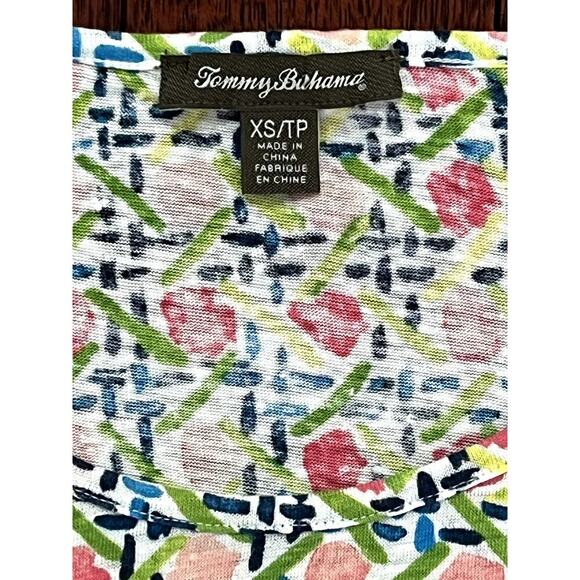 Tommy Bahama NWOT colorful lightweight top size XS - Picture 2 of 5